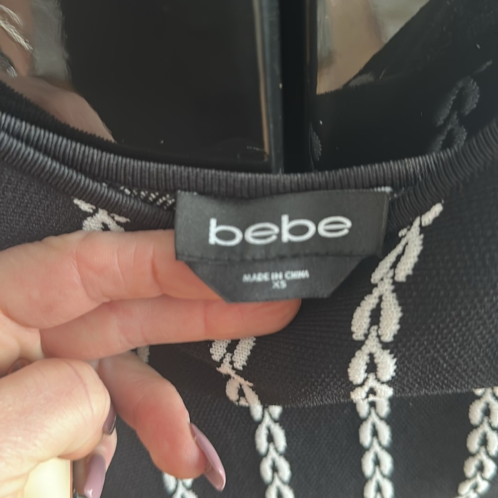 Bebe- size XS, fit tank top style top w/ flare mini bottom - Picture 7 of 9